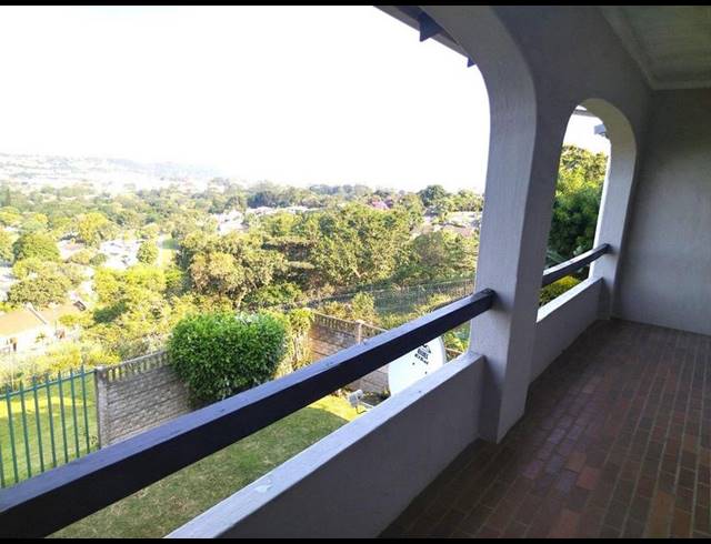 3 BEDROOM TOWNHOUSE FOR SALE IN NEW GERMANY CENTRAL